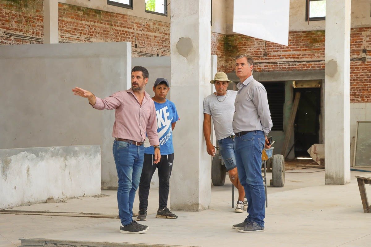 Martín Piaggio recorrió distintos frentes de obras en la ciudad