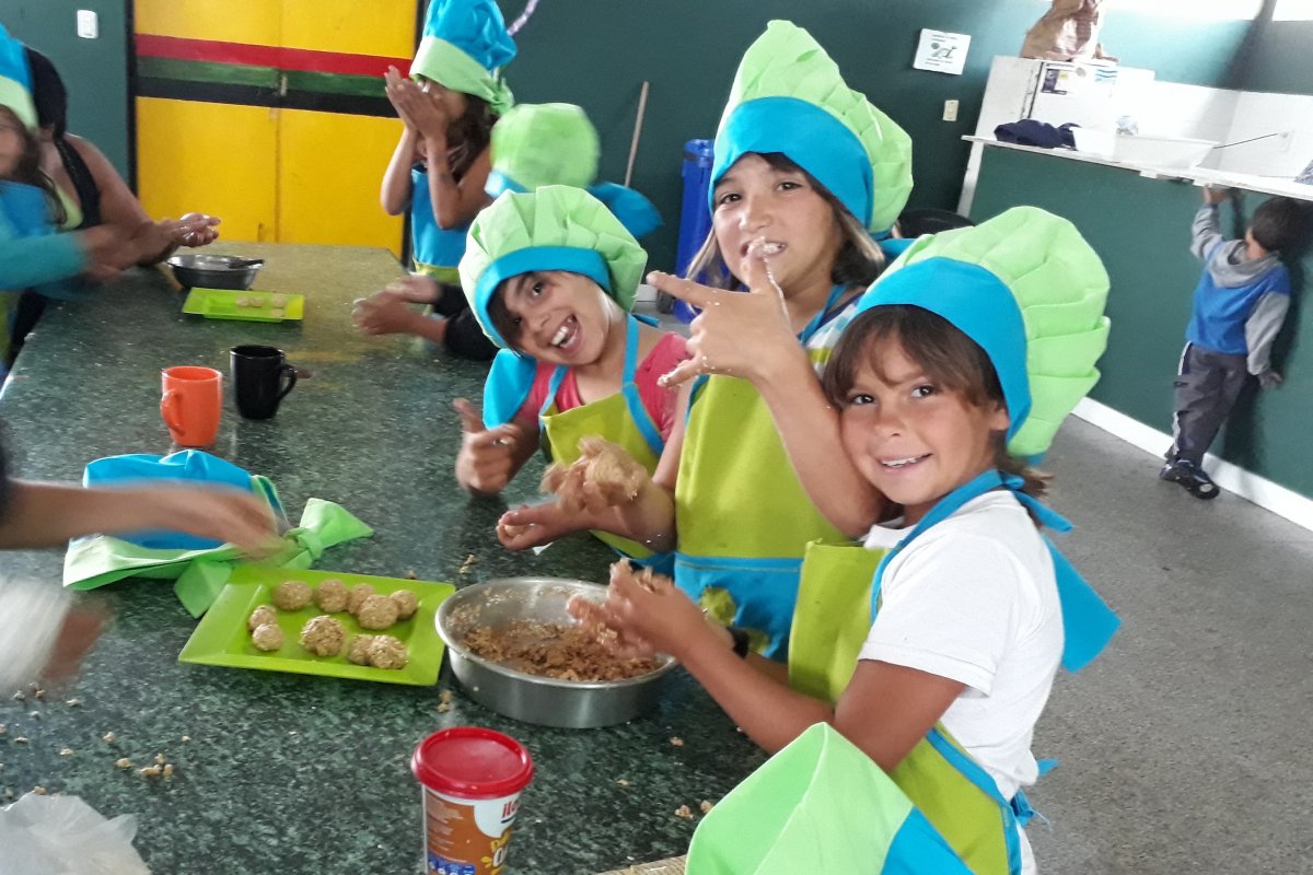 Taller de cocina para niños y niñas L@s Cuchinerit@s en La Cuchilla -  Municipalidad Gualeguaychú Entre Ríos Argentina